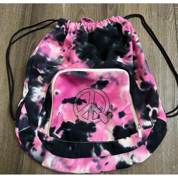Boutique Brand Tie Dye Drawstring Bag in EUC! - Picture 1 of 2